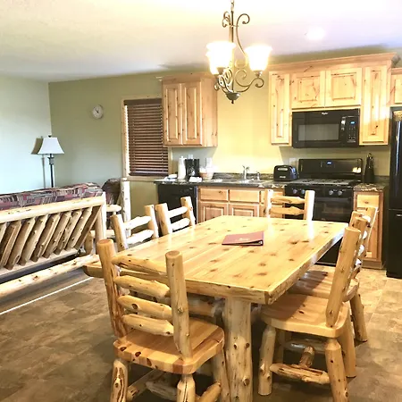 Sportsman'S Lodge-3