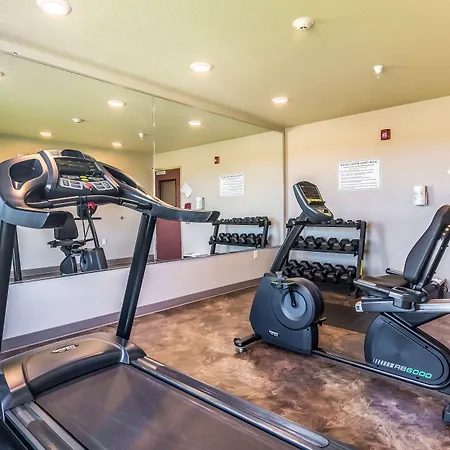 Cobblestone Inn & Suites - Lakin-2