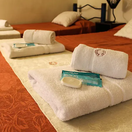 Casi Guemes Hotel-2