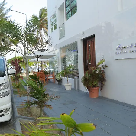 Airport Beach Hotel-2