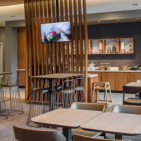 Springhill Suites By Marriott Kalispell-3