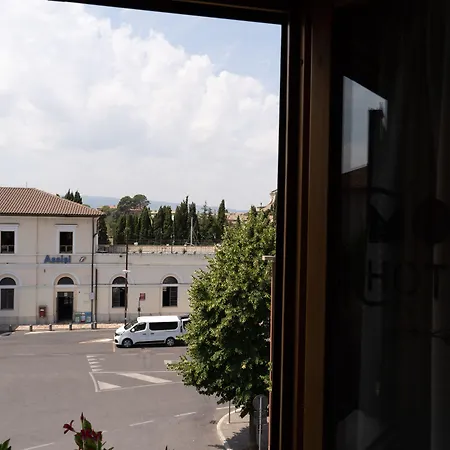Hotel Mom Assisi-2