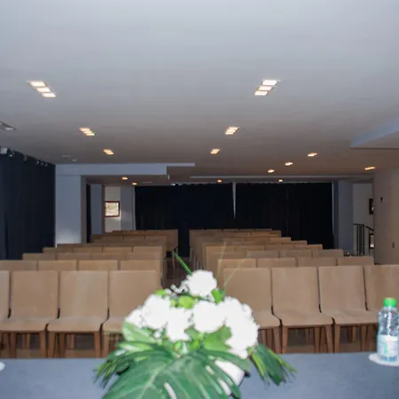 Hotel A44-2
