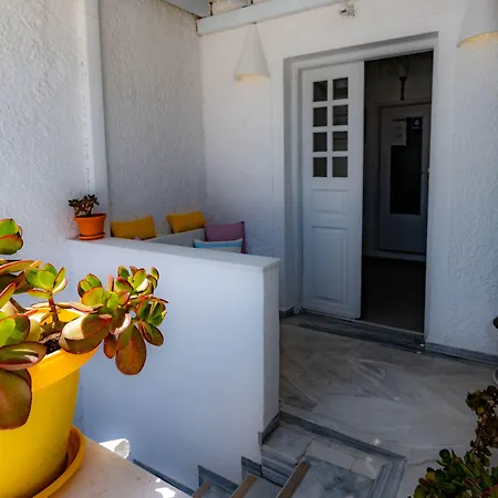 Join Us Low Cost Rooms-3