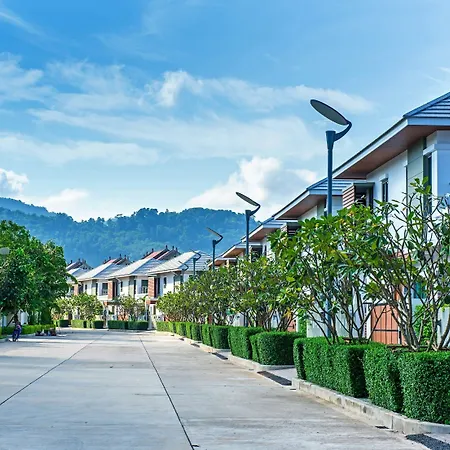 Chalong Miracle Lakeview-2