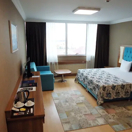 Golden Lounge Hotel-2