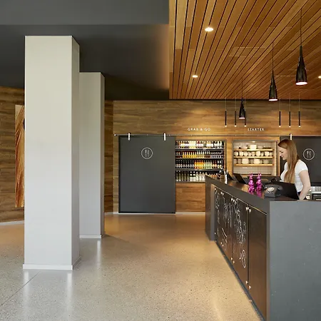 Moxy Frankfurt Eschborn-2