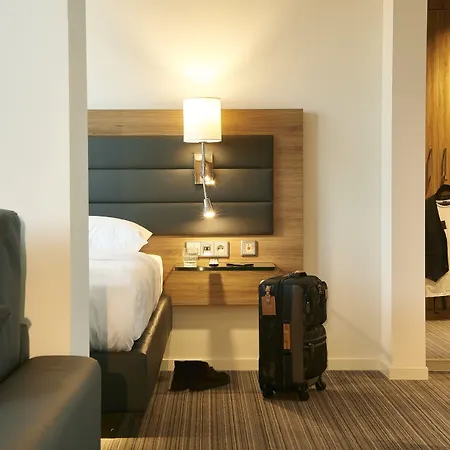 Moxy Frankfurt Eschborn-2