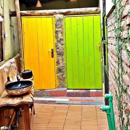 Yambi Guesthouse-3