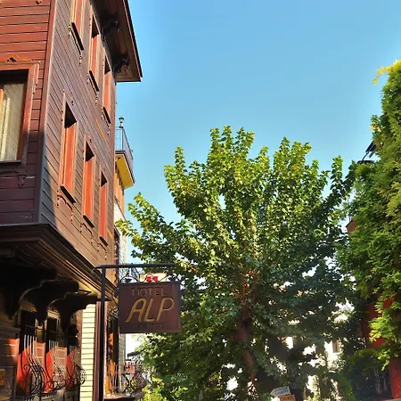 Hotel Alp Guesthouse-2
