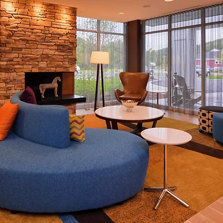 Fairfield Inn & Suites By Marriott Plymouth White Mountains-3