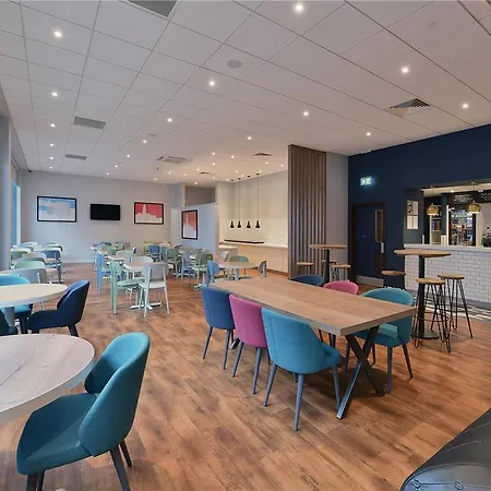 Travelodge Birmingham Central Bull Ring-3