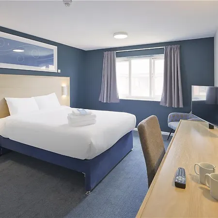 Travelodge Brentwood East Horndon-3