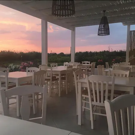 Iphimedeia Luxury Hotel & Suites-2
