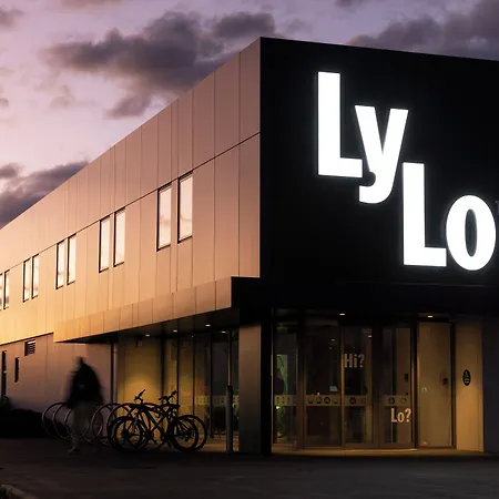 Lylo Christchurch Airport-3