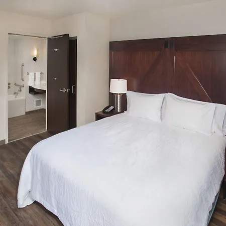 Hilton Garden Inn Burbank Los Angeles-2