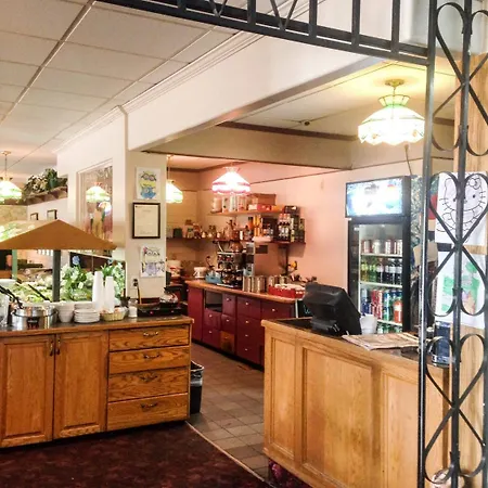 Fox Creek Inn-2