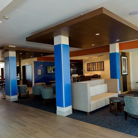 Holiday Inn Express & Suites Mckinney - Frisco East By Ihg-2