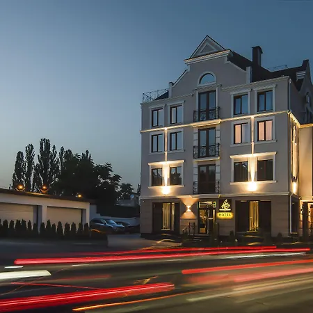 Thomas Albert Hotel-2