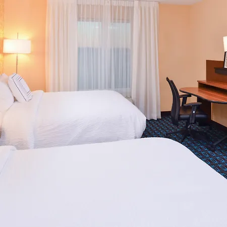 Fairfield Inn & Suites By Marriott Martinsburg-3