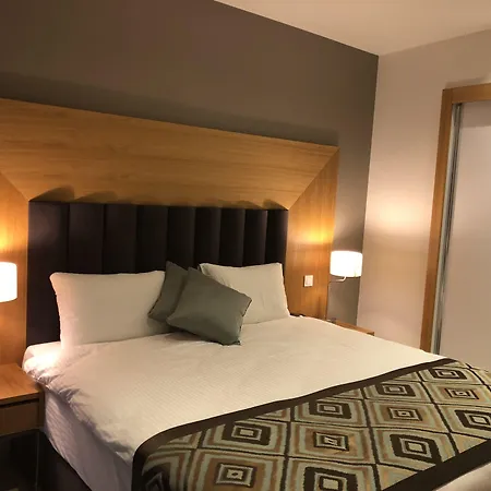 Ramada Hotel & Suites By Wyndham Kusadasi-2
