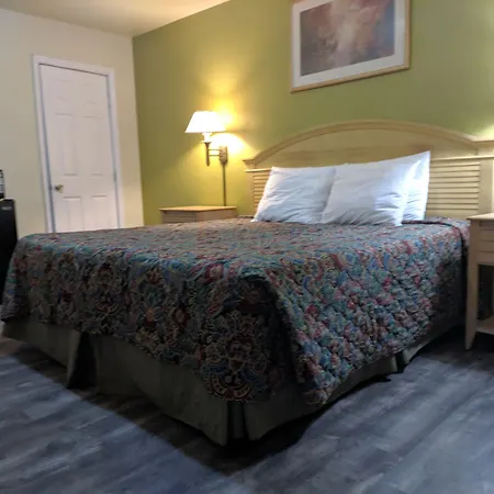 Travelers Inn - Clearwater-2