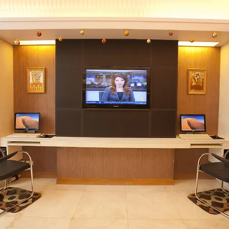 Prestige Suites Nana-3