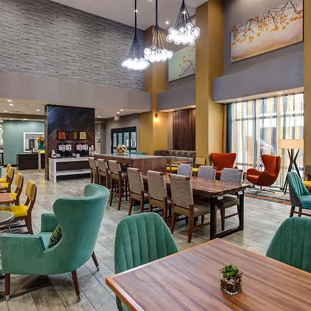 Hampton Inn & Suites-Wichita/Airport, Ks-3