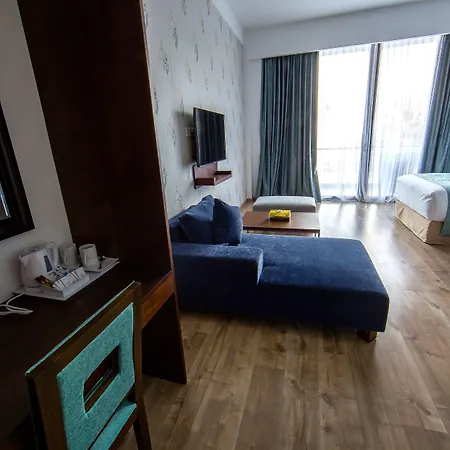Club Waskaduwa Beach Resort & Spa-3