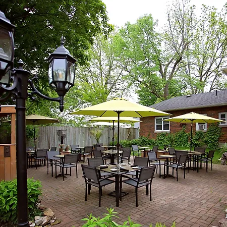 The Woodview Inn-2