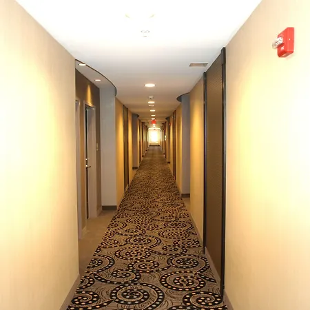 Hotel At Batavia Downs-2
