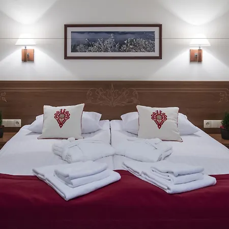 Hotel Logos-3