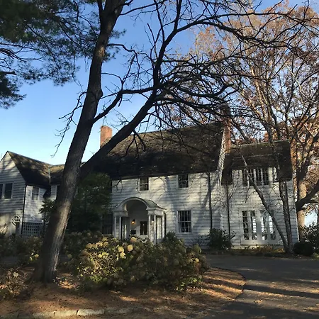 Four Mounds Inn-3