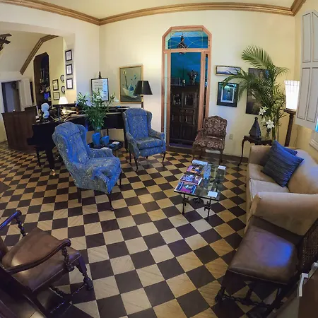 La Perla Hotel Boutique B&B-3