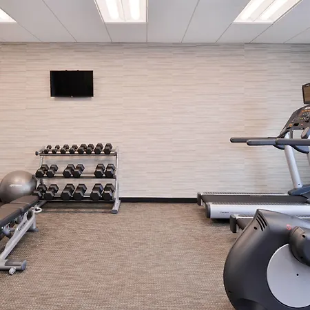 Courtyard By Marriott Toledo North-3