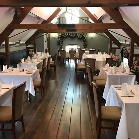 The Barns Hotel-3