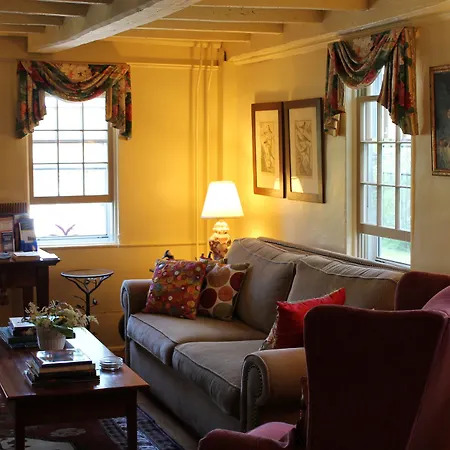 The 1720 House-3