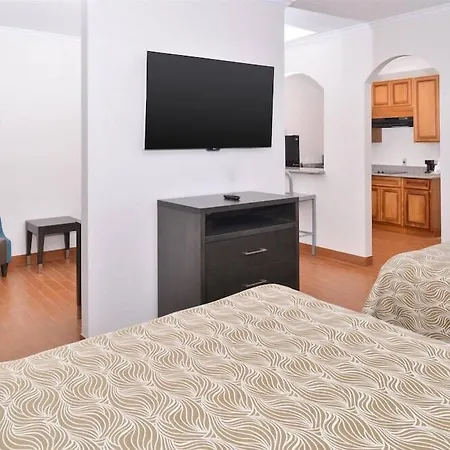 Regency Inn & Suites- Nw Houston-2
