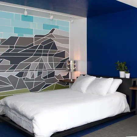 Skyfall Guestrooms-2