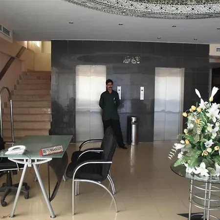 Hotel Crown Inn-2