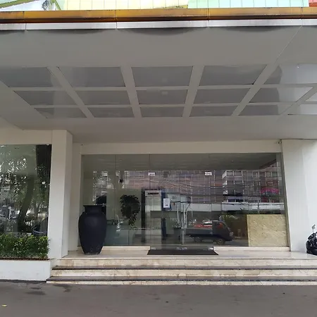 N3 Zainul Arifin Hotel-2