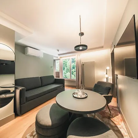 Hop Apartments & Suites-2