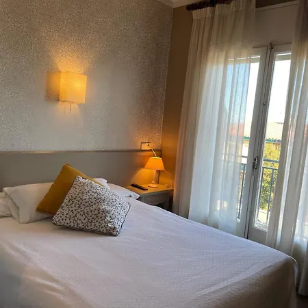 Hotel Esteba-3