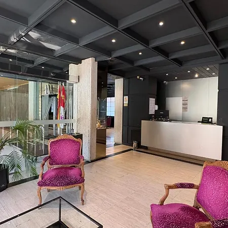 B&B Hotel Burgos-3