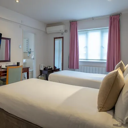 County Hotel-3