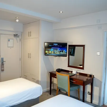 County Hotel-3
