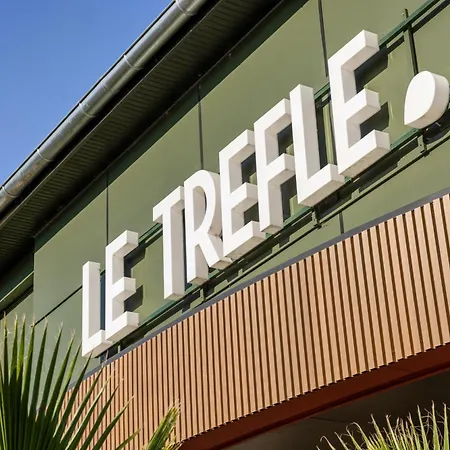 Le Trèfle-2