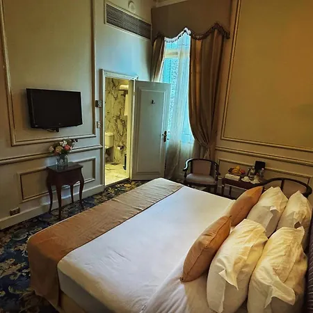 Windsor Palace Luxury Heritage Hotel Since 1906 By Paradise Inn Group-3