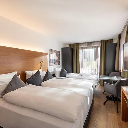 Alpenparks Hotel & Apartment Taxacher-3