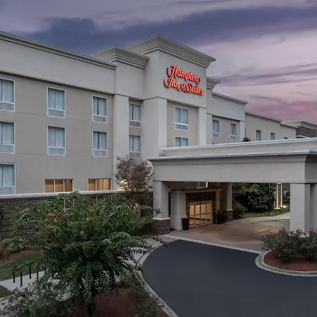 Hampton Inn & Suites Huntersville-2